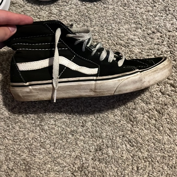 Vans - Picture 2 of 3